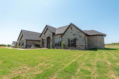 196 Santa Lena Ct, Decatur, TX 76234 - photo 4