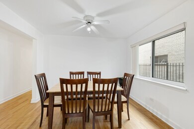 7070 N Ridge Blvd unit 1A, Chicago, IL 60645 - photo 6