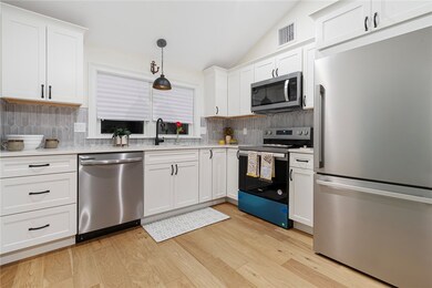 5 Port Ave, Jamestown, RI 02835 - photo 4