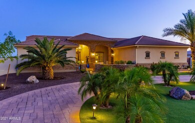 _IN80295-HDR