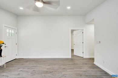 1504 A St, Waynesboro, VA 22980 - photo 5