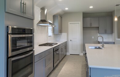 12223 Dusty Boots Rd, San Antonio, TX 78254 - photo 2