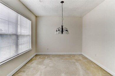 Formal dinning room