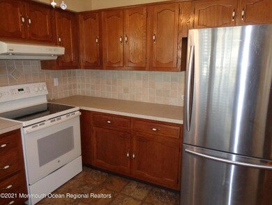 5 Greenleaf St, Whiting, NJ 08759 - photo 2