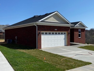 109 Blue Spruce Dr, Frankfort, KY 40601 - photo 2