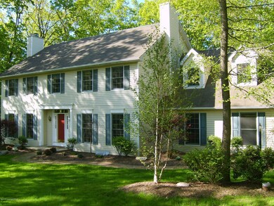 128 Devonshire Ct, Cresco, PA 18326 - photo 4