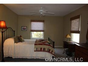 1st Floor Master Bedroom