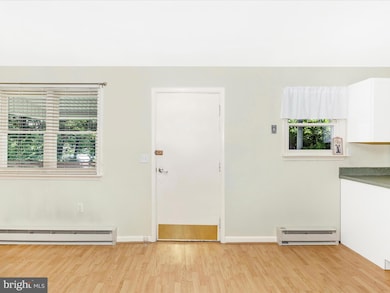 5802 Tall Timber Ln, Cascade, MD 21719 - photo 3