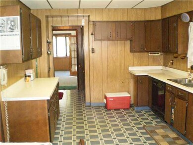 179 Altruria St, Buffalo, NY 14220 - photo 2