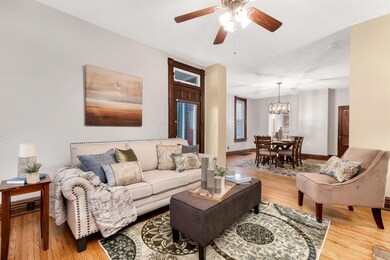 169 Mithoff St-8