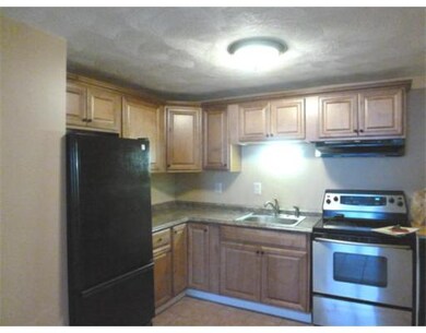 35 Montvale Ave unit 2, Woburn, MA 01801 - photo 3