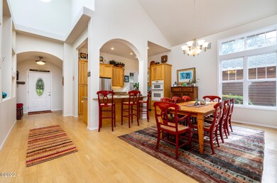 228 SW Nesting Glade Depoe Bay OR 97341