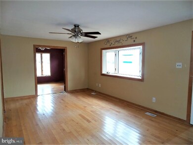 529 Jersey Ave, Atco, NJ 08004 - photo 3