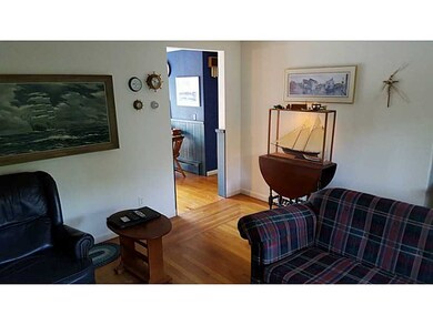 825 Post Rd, Wakefield, RI 02879 - photo 3