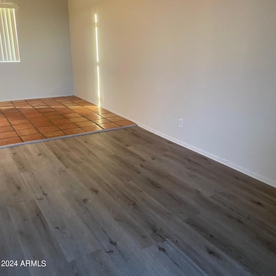 11222 N 15th Ln unit B, Phoenix, AZ 85029 - photo 3