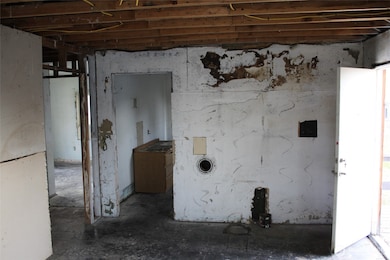 113 S Lutcher Ave, Lind, WA 99341 - photo 5