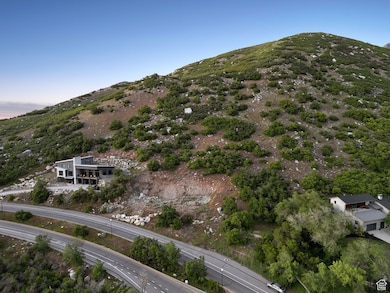 10471 S Wasatch Blvd, Sandy, UT 84092 - photo 4