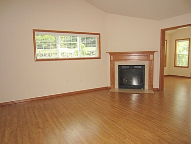 24 Northlight Way unit 7, Fitchburg, WI 53711 - photo 5