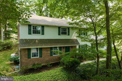 230 W Uwchlan Ave, Downingtown, PA 19335 - photo 3