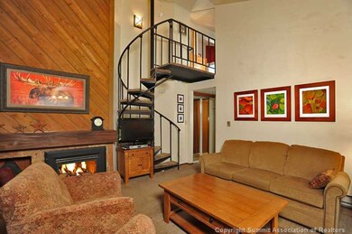 Den/Family/Great Room.