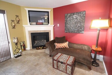 104 Ambassador Ln, Staten Island, NY 10309 - photo 6