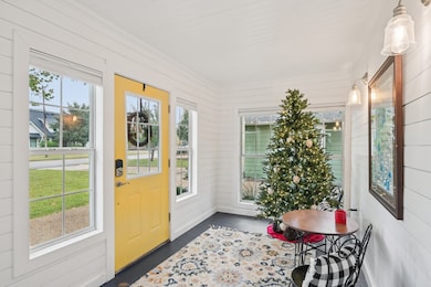 225 N Lucas Dr, Grapevine, TX 76051 - photo 6