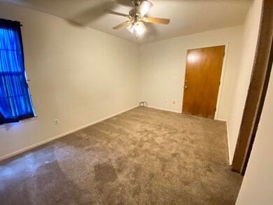 15D39B19-444C-47D5-A292-4E0ED8CFD4B8