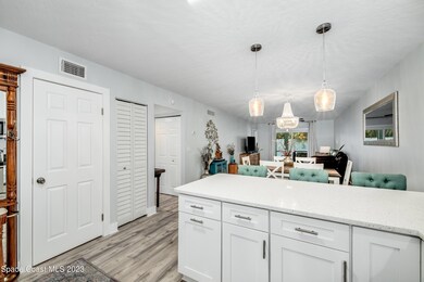 Kitchen Bar