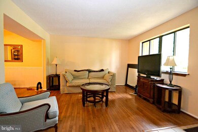 13 Glyer Ct, Reisterstown, MD 21136 - photo 3