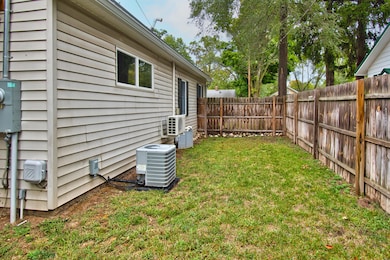 1522 Cherry St, Niles, MI 49120 - photo 7