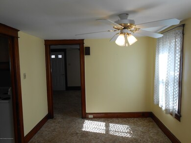 529 Broad St, Peckville, PA 18452 - photo 5