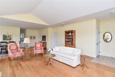 Perfect 19x17 Great Rm is great for Family gatheri