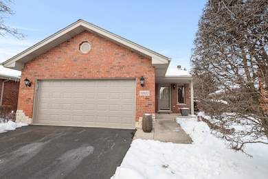 10502 San Luis Ln, Orland Park, IL 60467 - photo 2