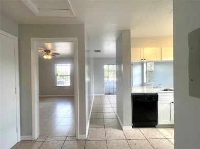 200 SW 11th Ave unit 5, Fort Lauderdale, FL 33312 - photo 3