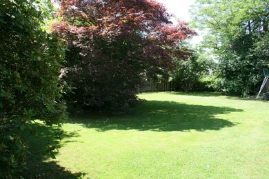 8126 Cedarhome Dr, Stanwood, WA 98292 - photo 2