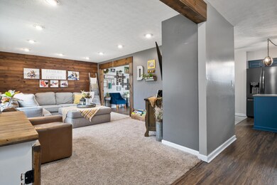 265 White Swan Ct_MLS_6