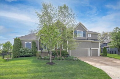 7613 Lichtenauer Dr, Shawnee, KS 66217 - photo 2