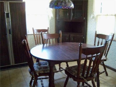 Dining Room. Breakfeast Nook