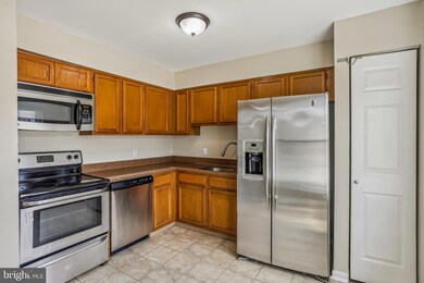 2141 Cedar Barn Way, Windsor Mill, MD 21244 - photo 6