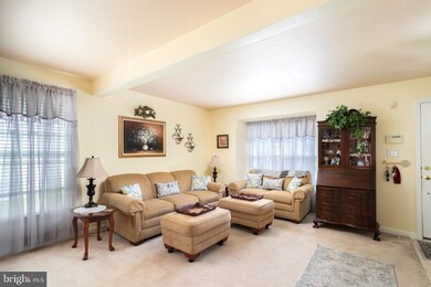 15 Guilford Place, Burlington, NJ 08016 - photo 5