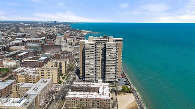 Shoreline Towers Condominiums unit 10F, Chicago, IL 60660 - photo 2
