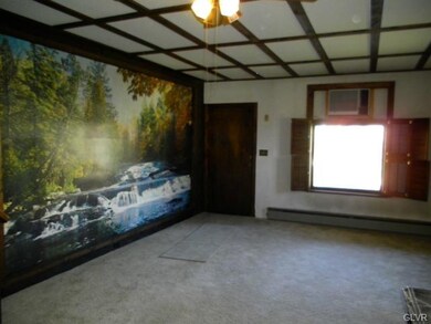 272 E Mosser St, Allentown, PA 18109 - photo 3