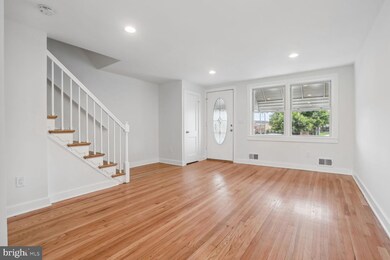 3840 Sinclair Ln, Baltimore, MD 21213 - photo 5