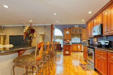 31 Maple St, Hudson, MA 01749 - photo 3