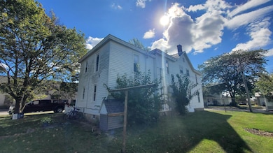 260 S Jefferson St, Berne, IN 46711 - photo 6