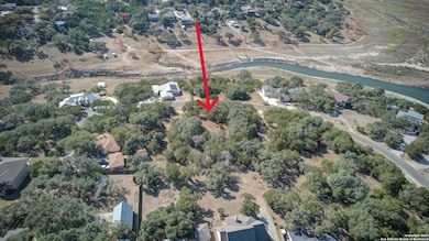 915 5 Oaks Dr, Canyon Lake, TX 78133 - photo 3