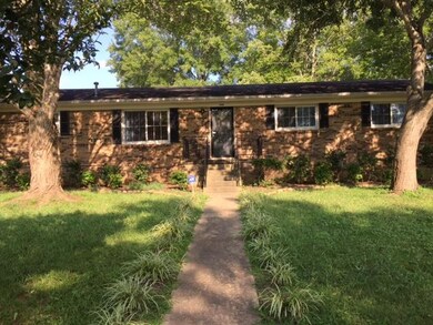 405 S Hillcrest Dr, Shelbyville, TN 37160 - photo 5