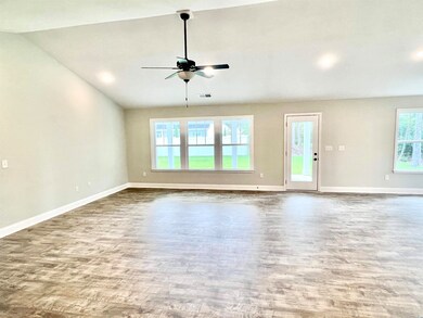 669 Shaftesbury Ln unit Gemstone Floor Plan, Conway, SC 29526 - photo 3