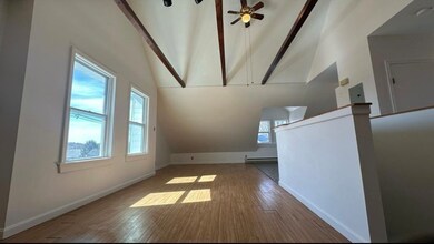 15 W Water St unit 3, Wakefield, MA 01880 - photo 2