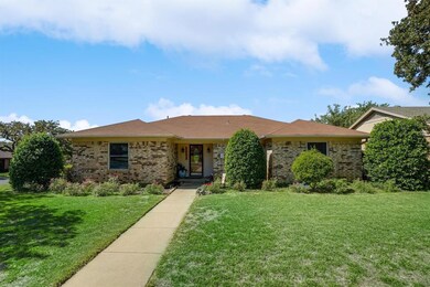 3804 Buckingham Ct, Bedford, TX 76021 - photo 3